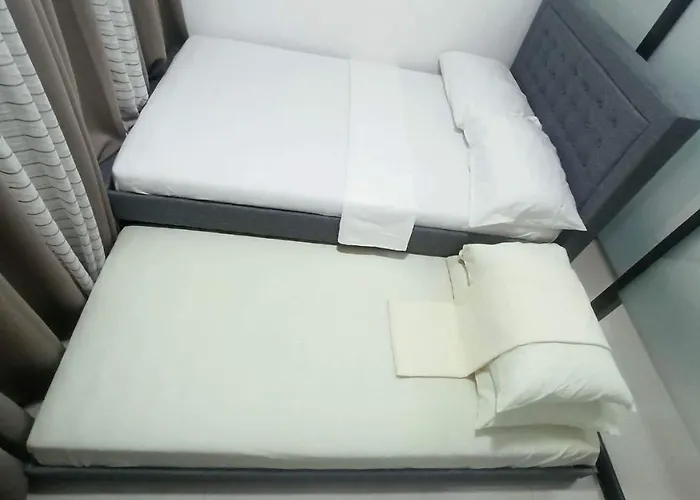 Apartment Cozy 1br With Netflix & Balcony Pool View